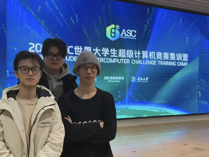 成员合影